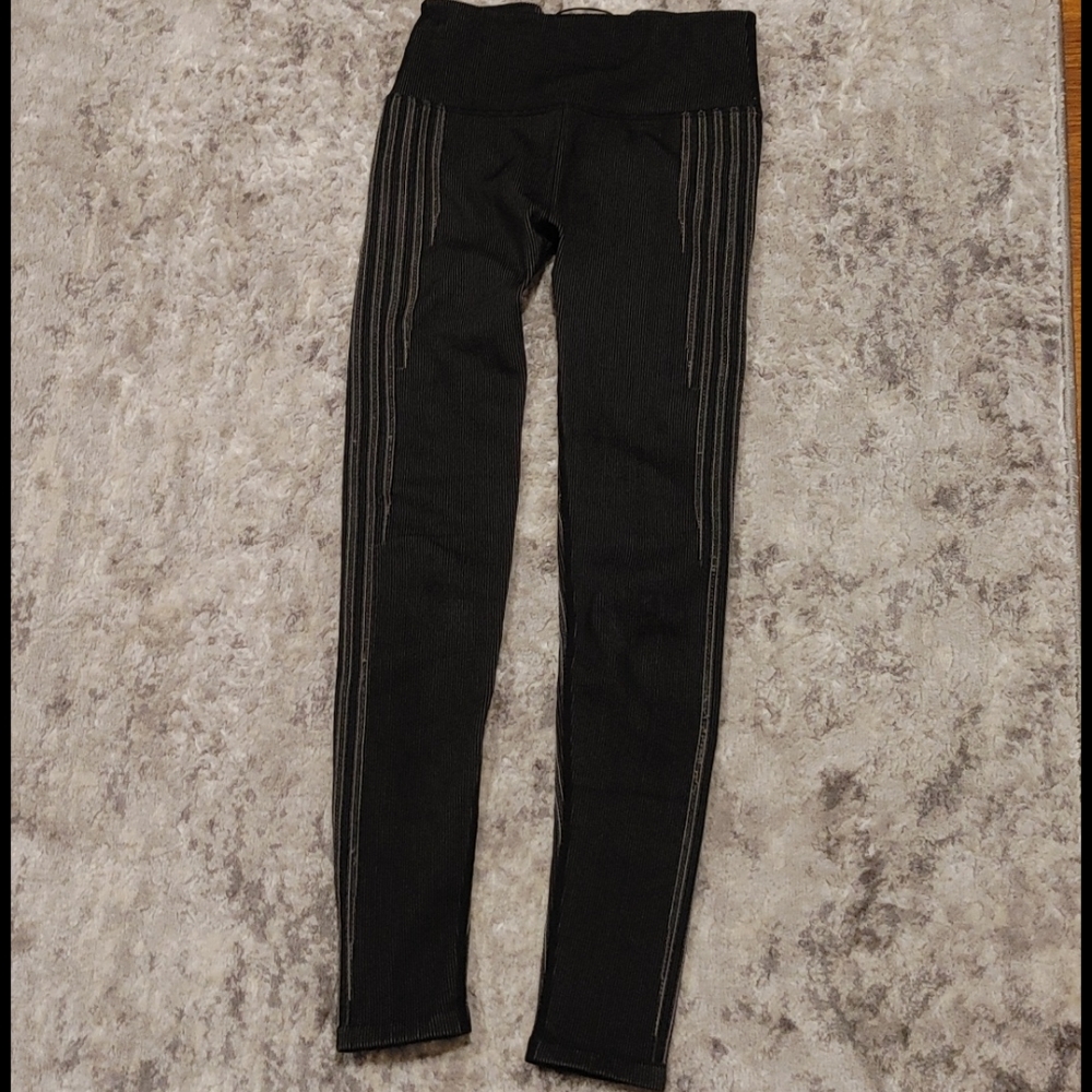 Fabletics high waisted seamless ribbed legging